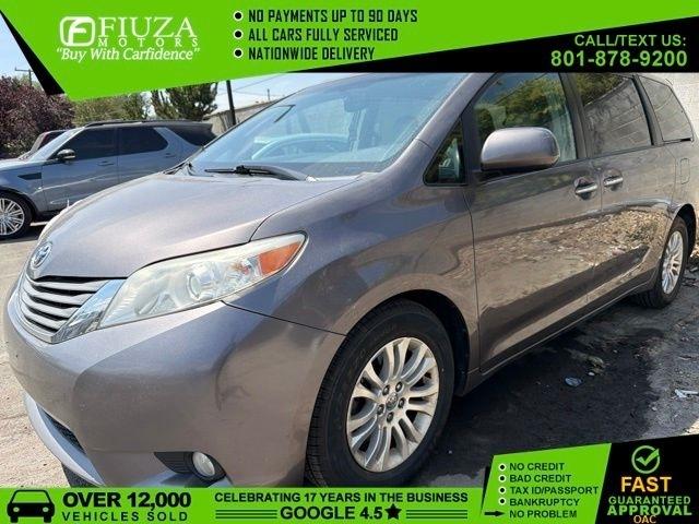 Toyota Sienna  2014
