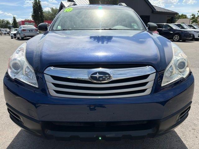 Subaru Outback  2010