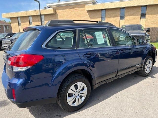 Subaru Outback  2010