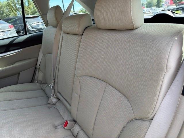 Subaru Outback  2010