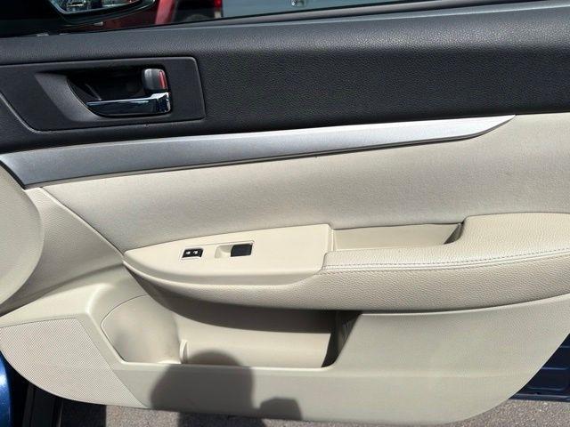 Subaru Outback  2010