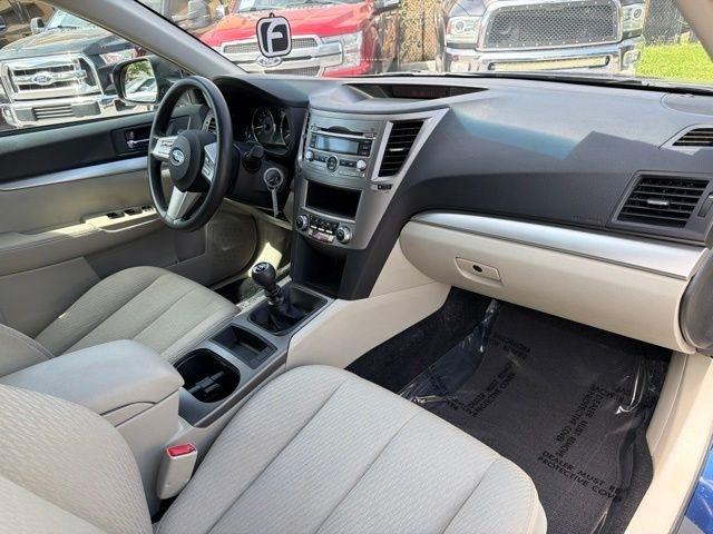Subaru Outback  2010