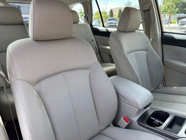 Subaru Outback  2010