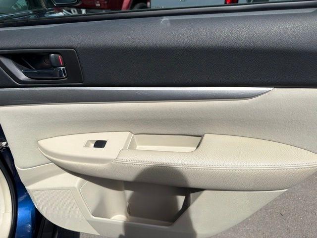 Subaru Outback  2010