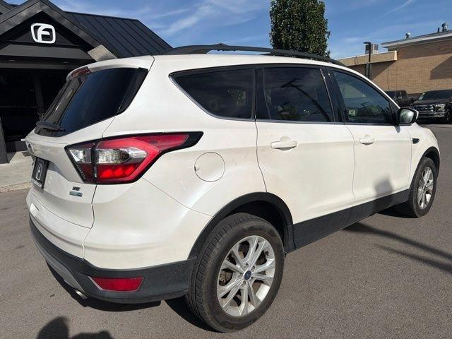 Ford Escape  2017