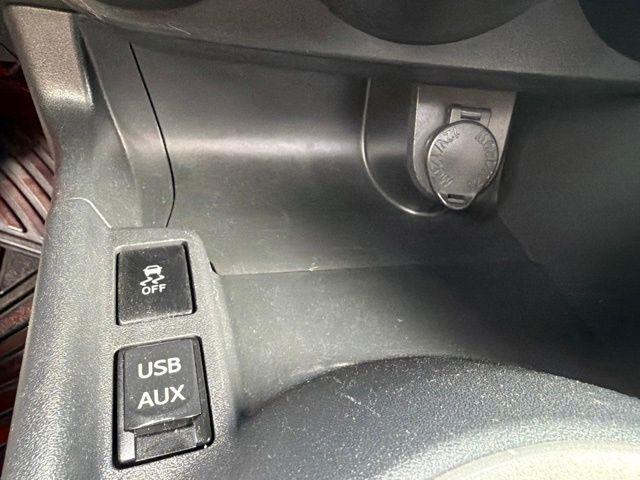 Scion tC  2012