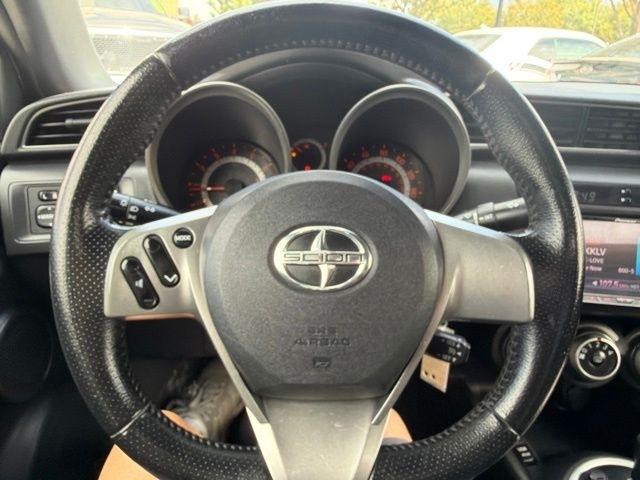 Scion tC  2012