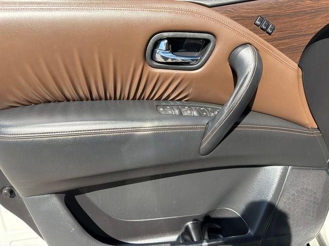 Nissan Armada  2020