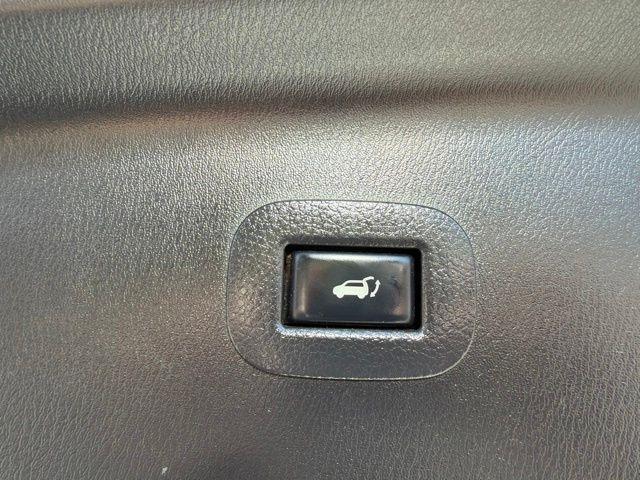 Nissan Armada  2020