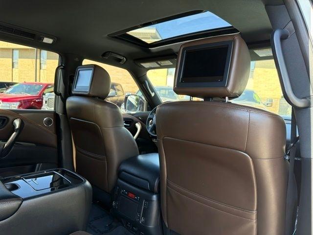 Nissan Armada  2020