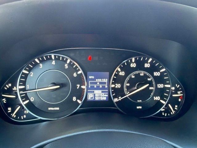 Nissan Armada  2020