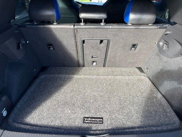 Volkswagen Golf R  2024
