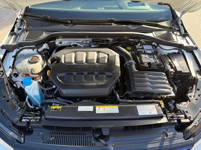 Volkswagen Golf R  2024
