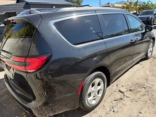 Chrysler Pacifica  2022