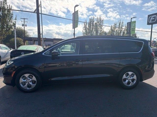 Chrysler Pacifica  2022