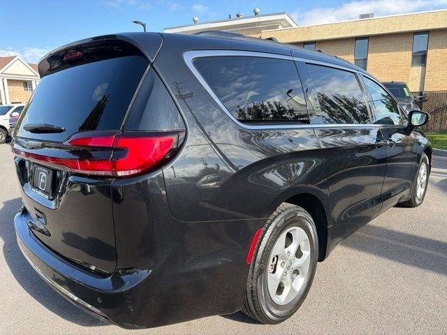 Chrysler Pacifica  2022
