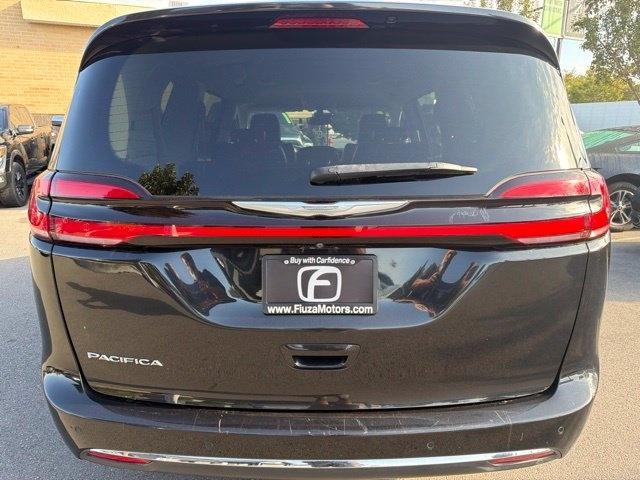 Chrysler Pacifica  2022