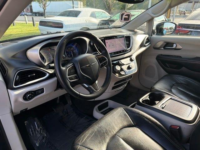Chrysler Pacifica  2022