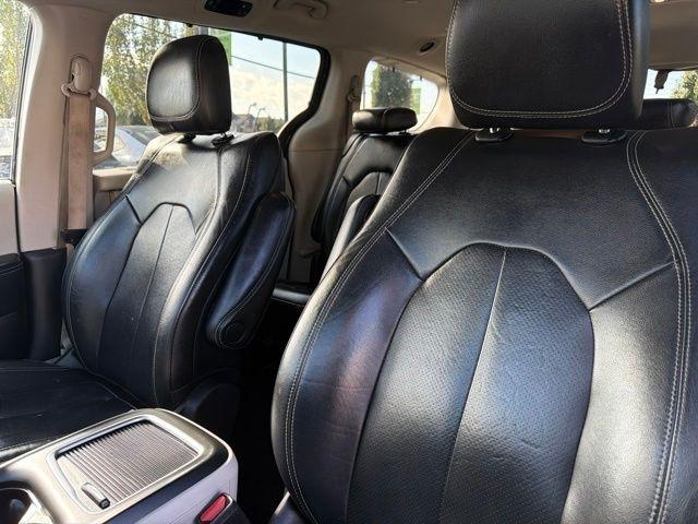 Chrysler Pacifica  2022