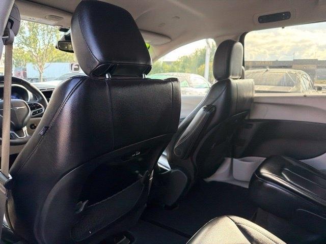 Chrysler Pacifica  2022
