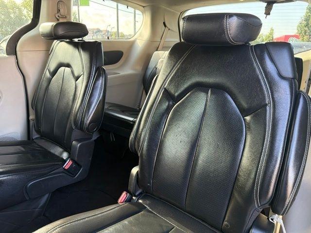 Chrysler Pacifica  2022