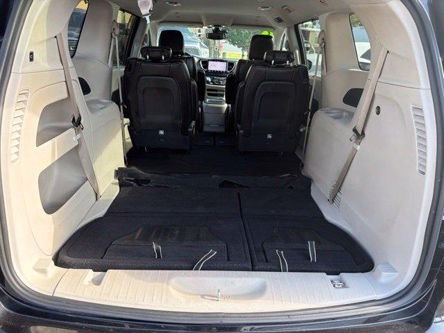 Chrysler Pacifica  2022