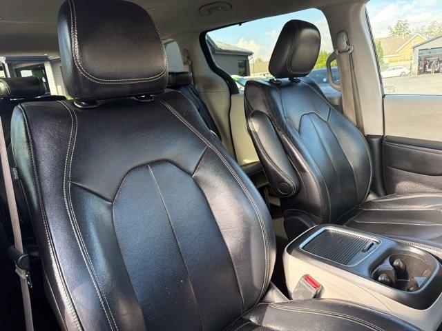 Chrysler Pacifica  2022