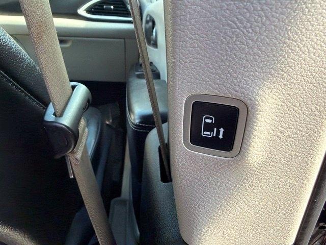 Chrysler Pacifica  2022