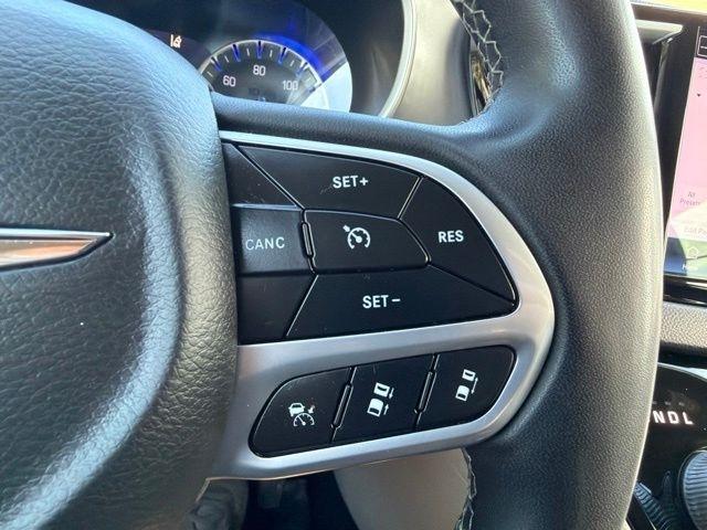Chrysler Pacifica  2022