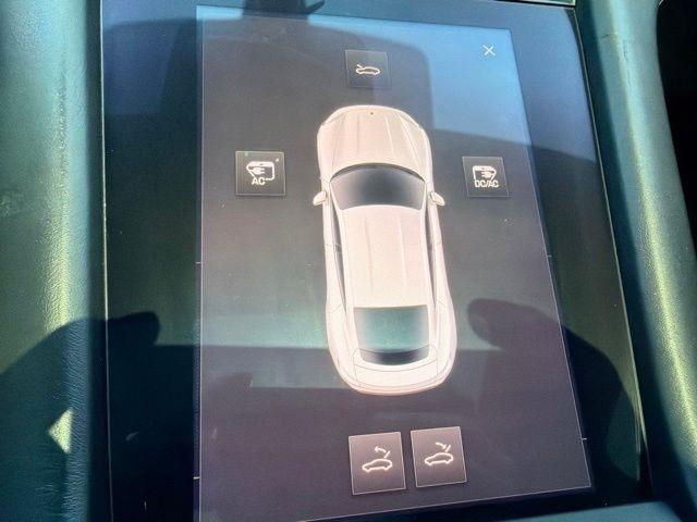Porsche Taycan  2021