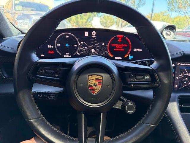 Porsche Taycan  2021