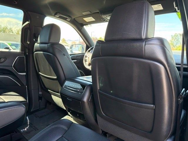 Cadillac Escalade  2024