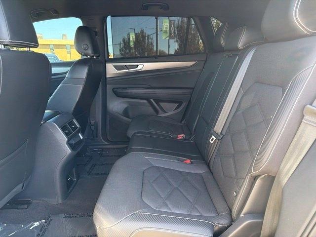 Volkswagen Atlas Cross Sport  2024