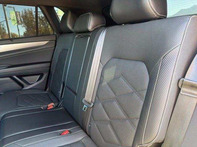 Volkswagen Atlas Cross Sport  2024
