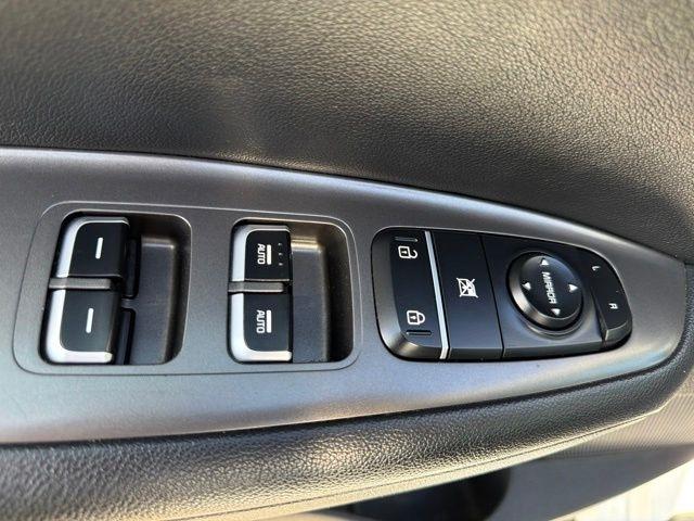 Kia Optima  2019