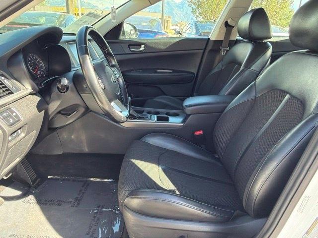 Kia Optima  2019