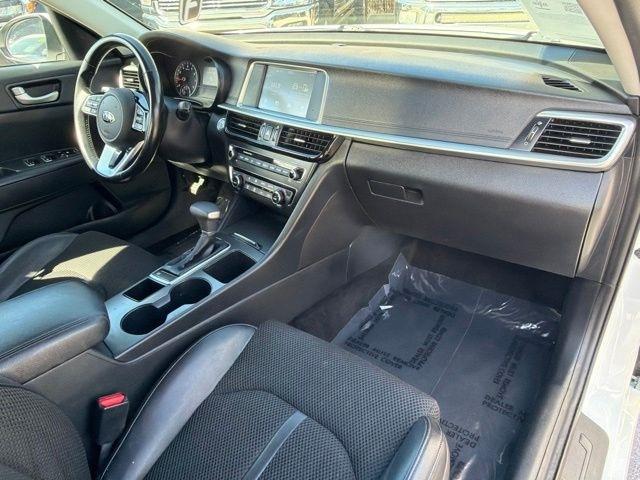 Kia Optima  2019
