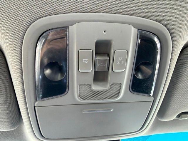 Kia Optima  2019