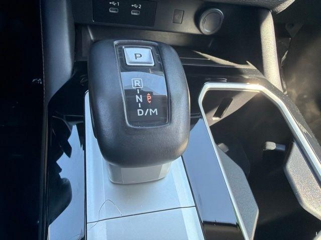Mitsubishi Outlander  2025