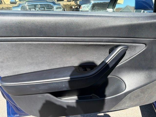 Tesla Model 3  2018