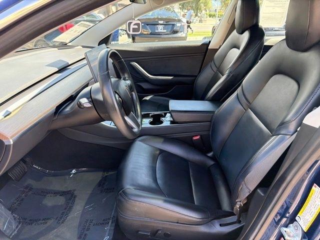 Tesla Model 3  2018