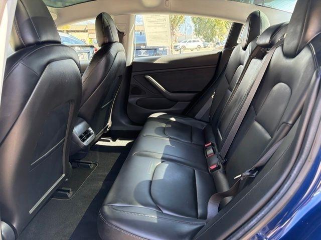 Tesla Model 3  2018