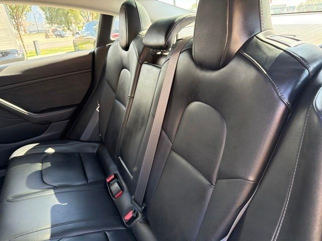 Tesla Model 3  2018