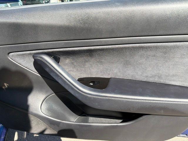 Tesla Model 3  2018