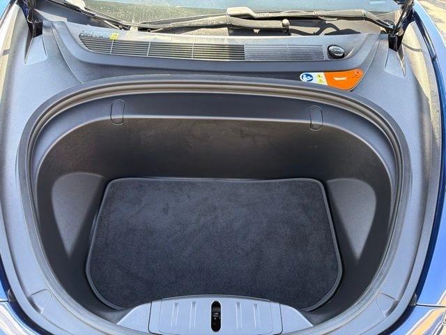 Tesla Model 3  2018