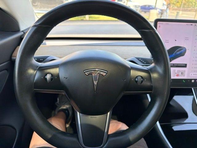 Tesla Model 3  2018