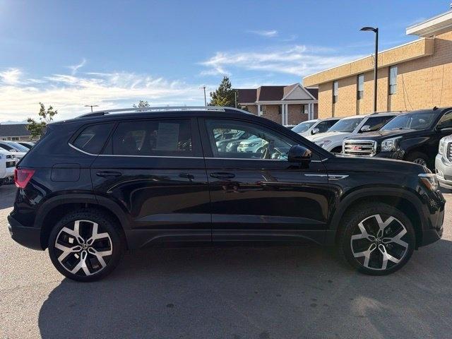 Volkswagen Taos  2022