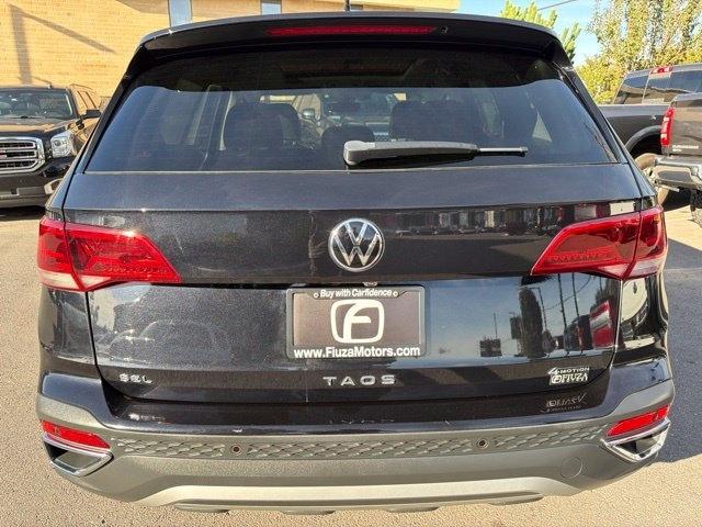 Volkswagen Taos  2022