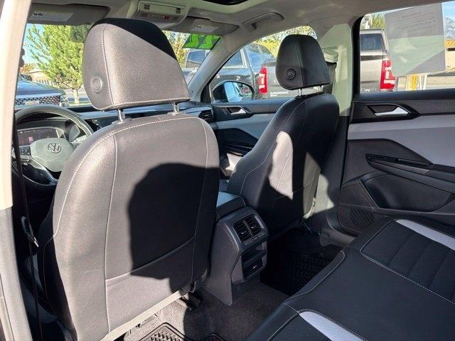 Volkswagen Taos  2022