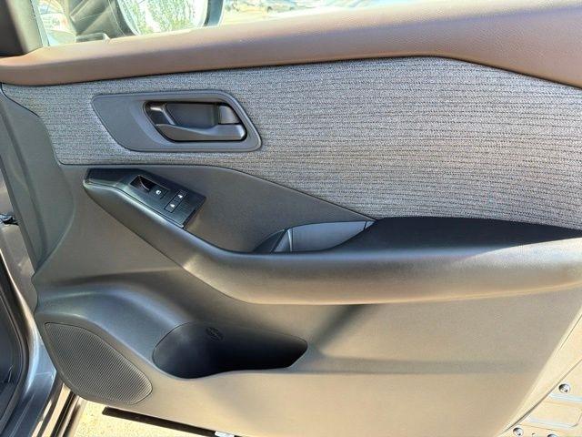 Nissan Rogue  2023